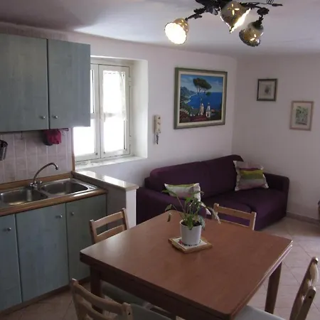 Mareluna Bed and Breakfast